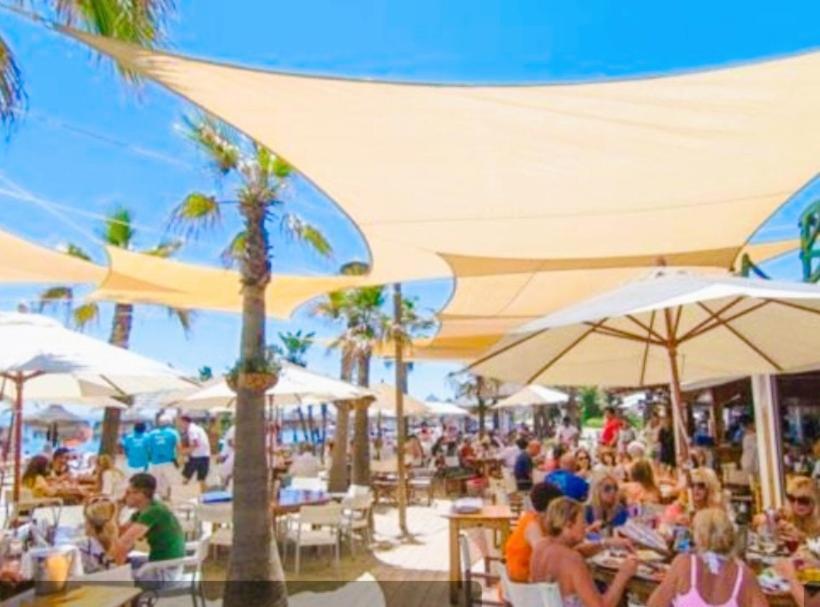 Apartamento En La Playa .piscinas Jardines Puerto Banús Marbella